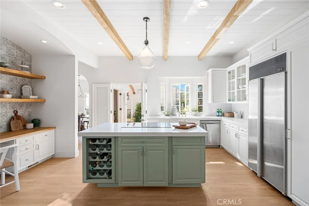 31402 Ocean View Laguna Beach, CA 92651