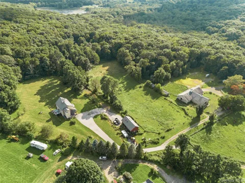 42-45 Blackstone Ridge