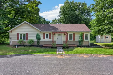 33 Warren Myer Road