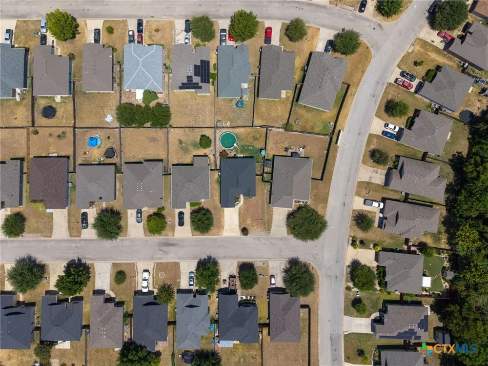 2208 Stoneham Temple, TX 76504