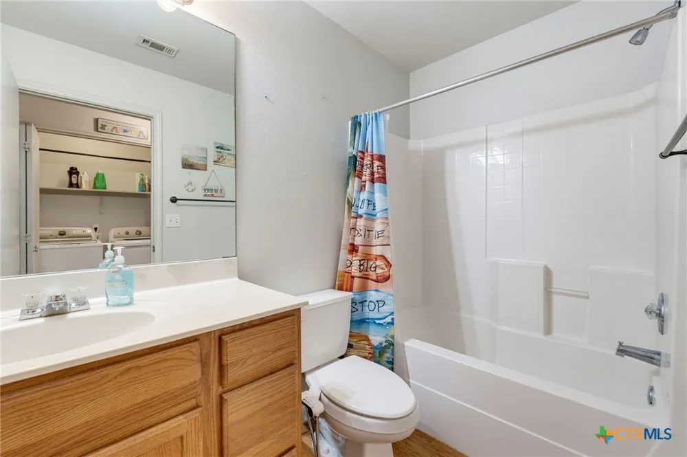 2208 Stoneham Temple, TX 76504