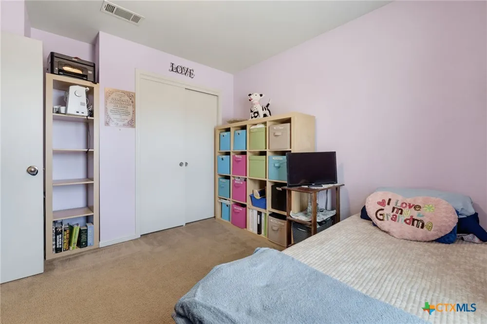 2208 Stoneham Temple, TX 76504
