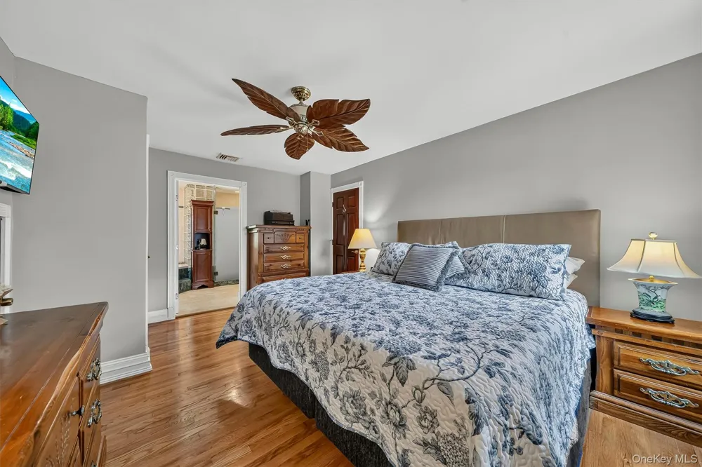 112 Mercury Court Monroe, NY 10950