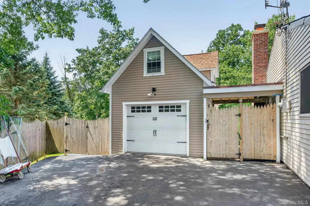 112 Mercury Court Monroe, NY 10950