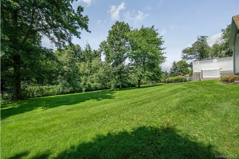 112 Mercury Court Monroe, NY 10950