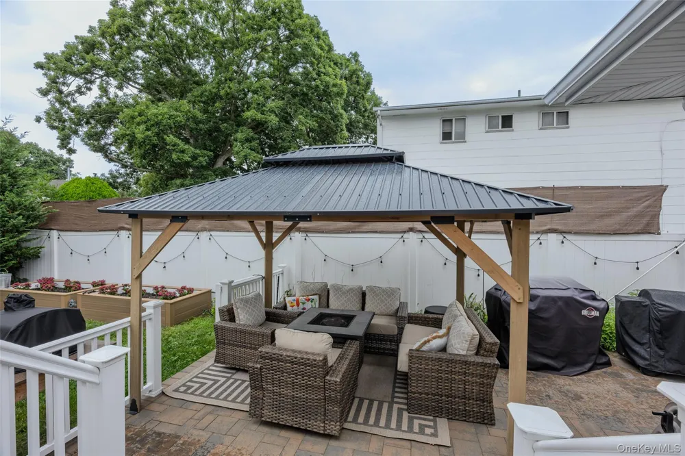 133 Missouri Avenue Bay Shore, NY 11706