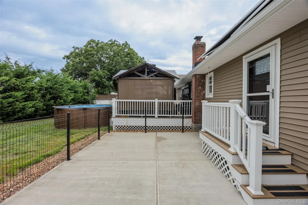 133 Missouri Avenue Bay Shore, NY 11706