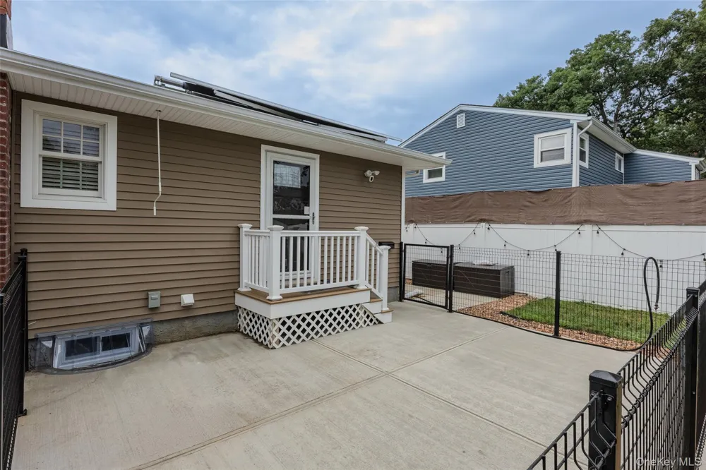 133 Missouri Avenue Bay Shore, NY 11706