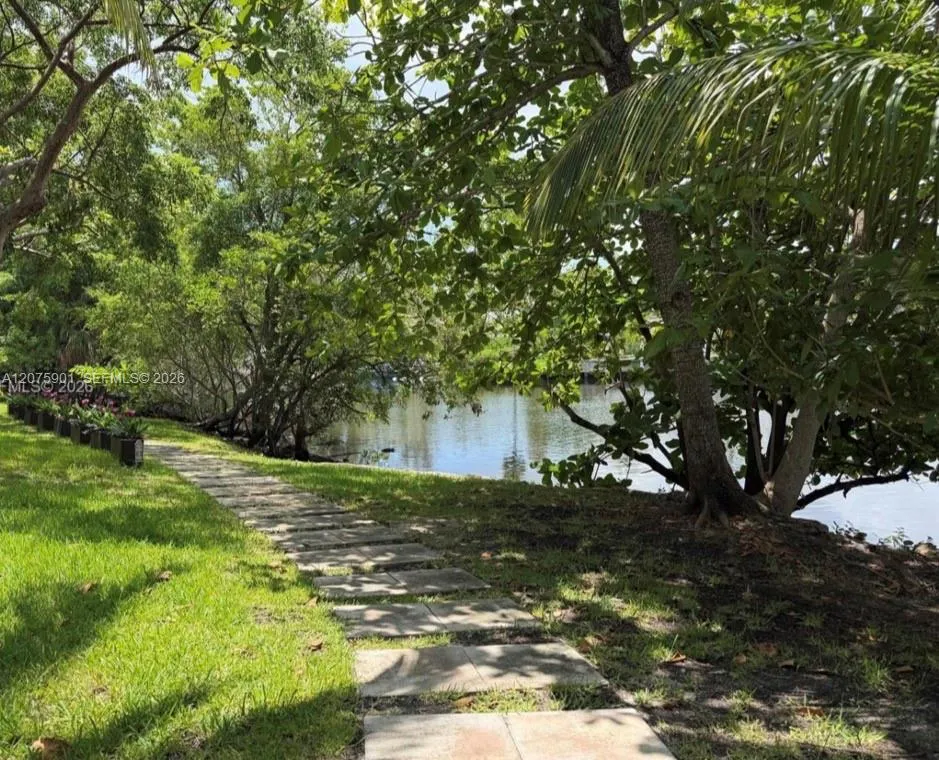 332 SW 14th Ave #332 Fort Lauderdale, FL 33312
