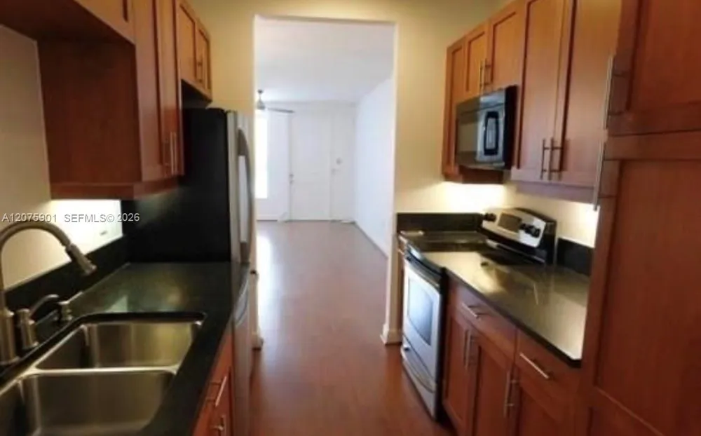 332 SW 14th Ave #332 Fort Lauderdale, FL 33312