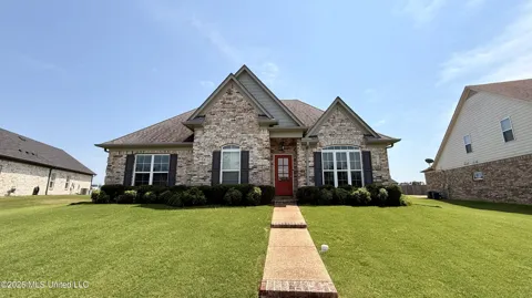 4928 Margarette Circle