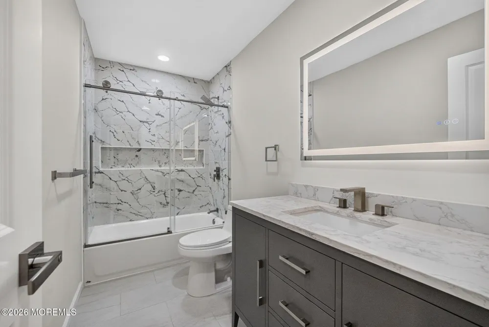 1104 Bradford Drive Point Pleasant, NJ 08742