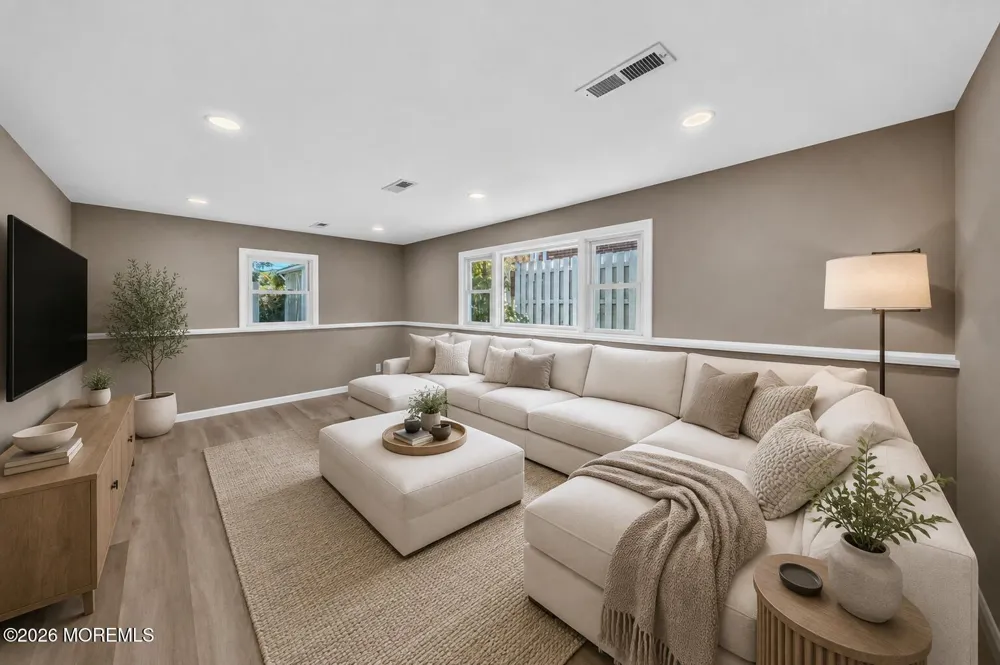 1104 Bradford Drive Point Pleasant, NJ 08742