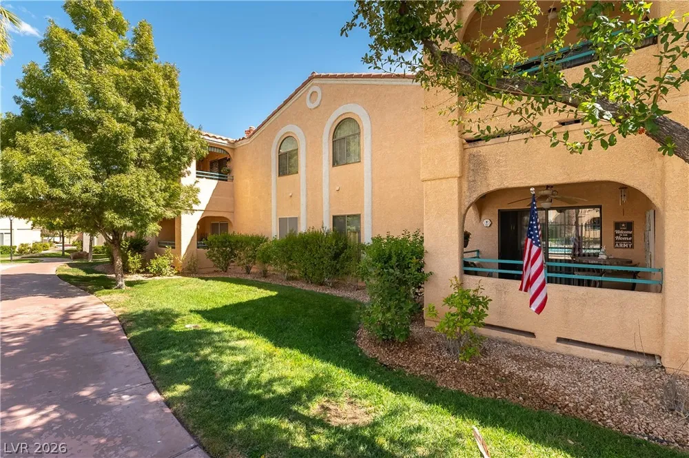 8452 Boseck Drive #123 Las Vegas, NV 89145