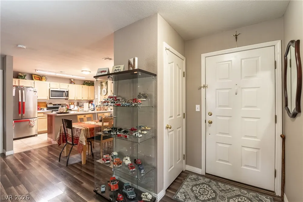 8452 Boseck Drive #123 Las Vegas, NV 89145