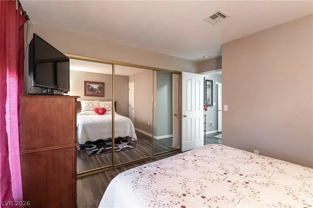 8452 Boseck Drive #123 Las Vegas, NV 89145
