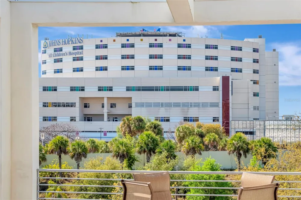 536 4TH AVENUE S #2A St Petersburg, FL 33701