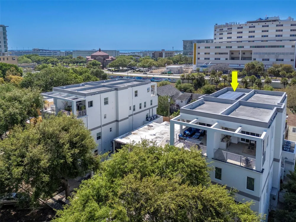 536 4TH AVENUE S #2A St Petersburg, FL 33701