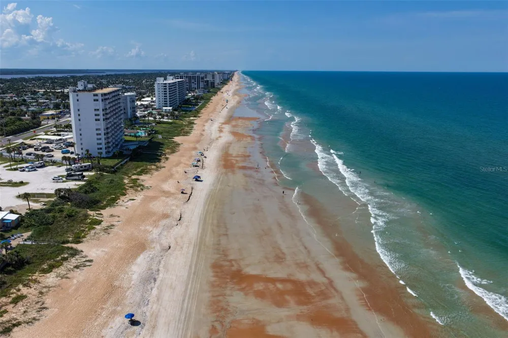 345 E MERIMONT LANE Ormond Beach, FL 32174