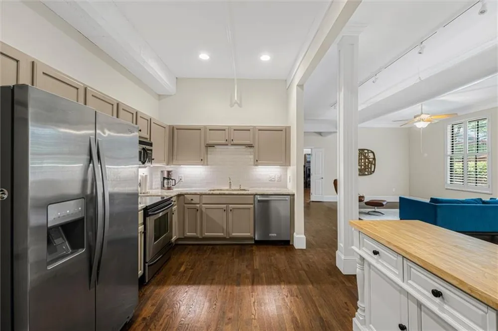 1808 Liberty Lane Roswell, GA 30075
