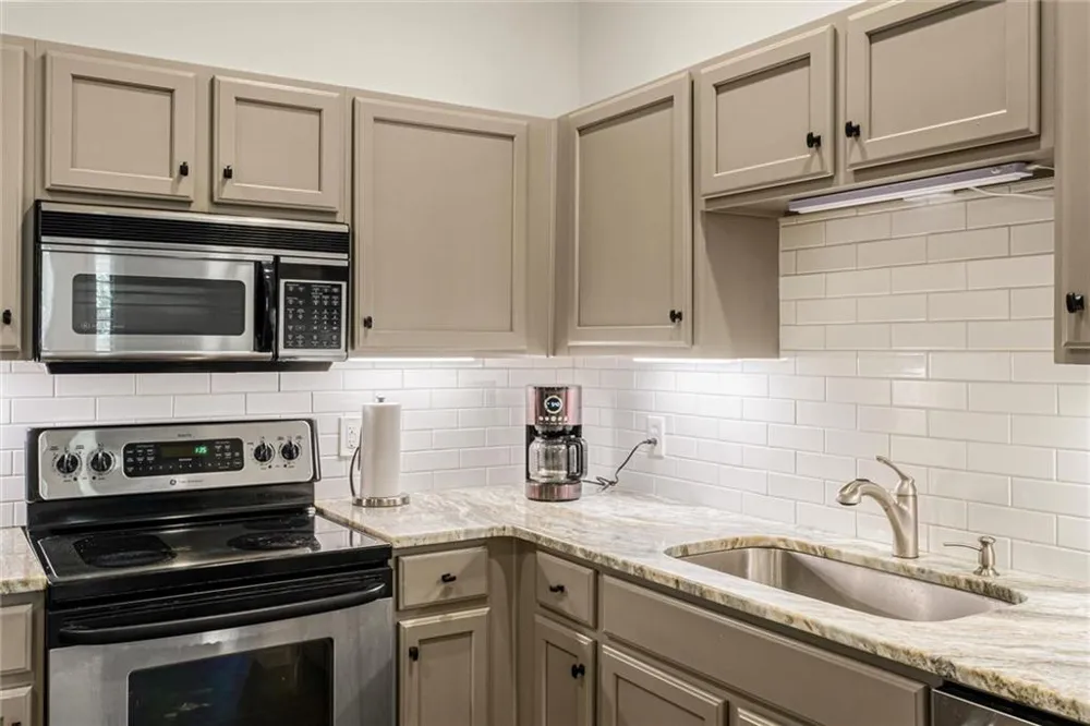 1808 Liberty Lane Roswell, GA 30075
