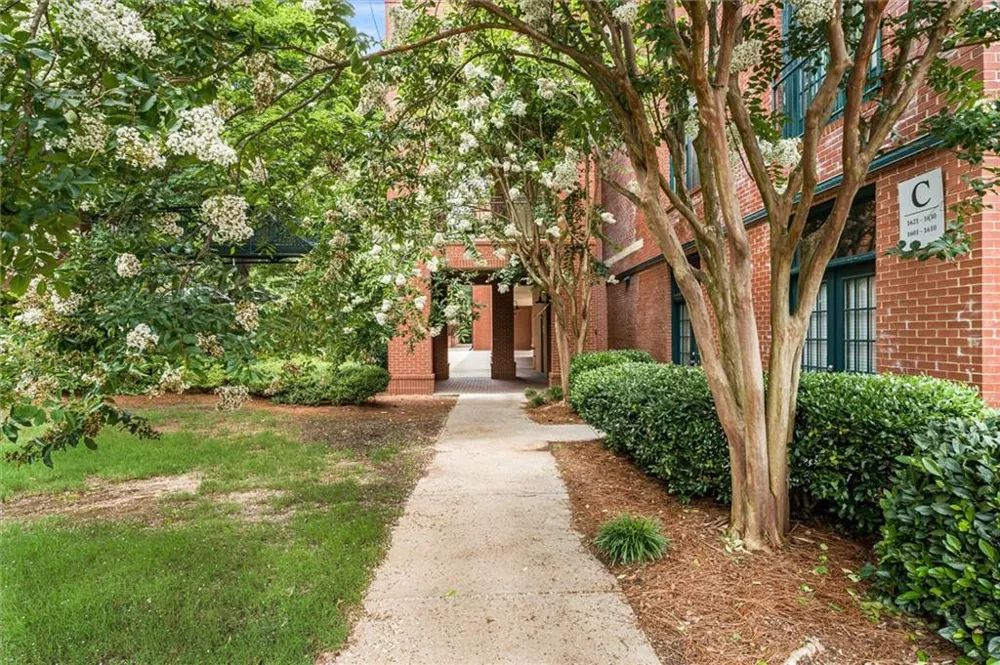 1808 Liberty Lane Roswell, GA 30075