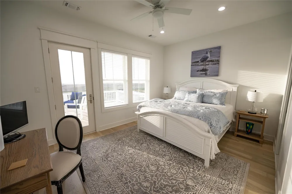 18414 Indian Beach Ct Galveston, TX 77554