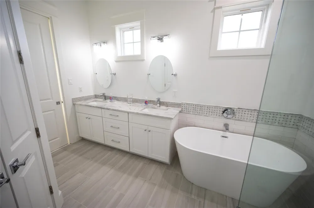 18414 Indian Beach Ct Galveston, TX 77554