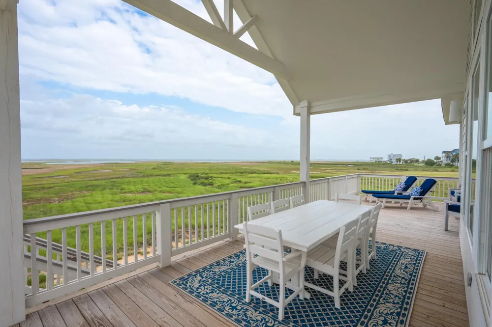 18414 Indian Beach Ct Galveston, TX 77554