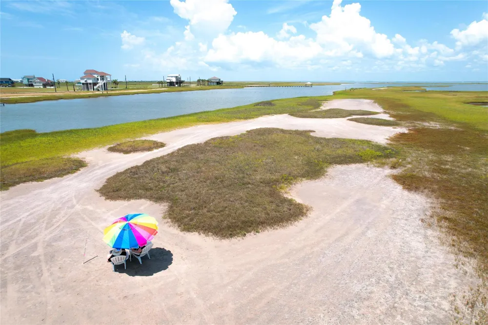 18414 Indian Beach Ct Galveston, TX 77554