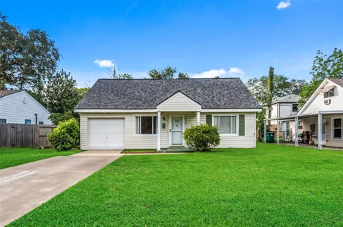 1034 Lamonte Lane