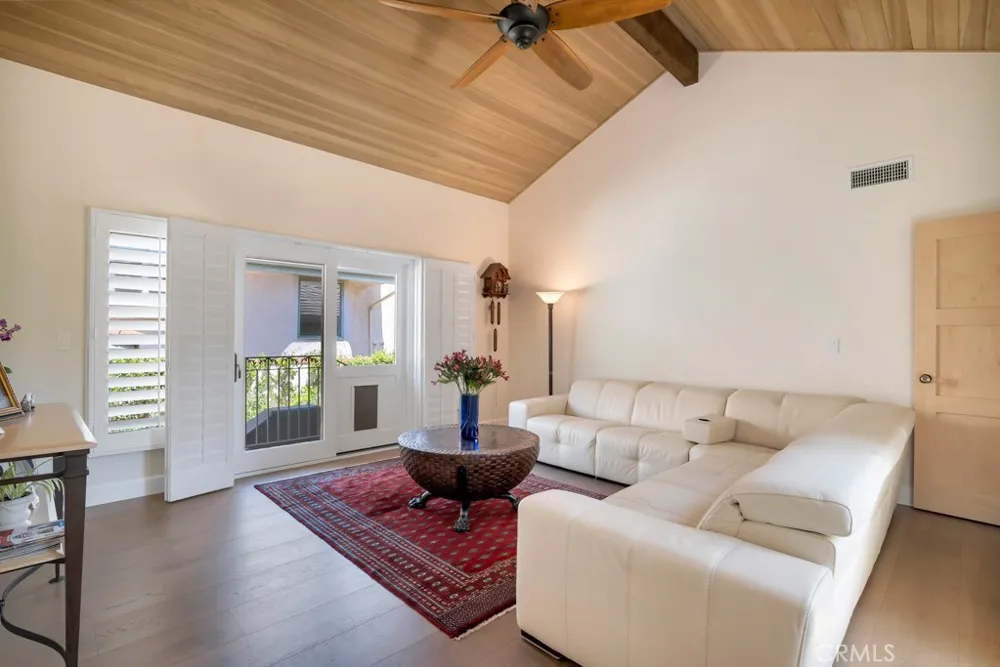 4570 Rayburn Westlake Village, CA 91362