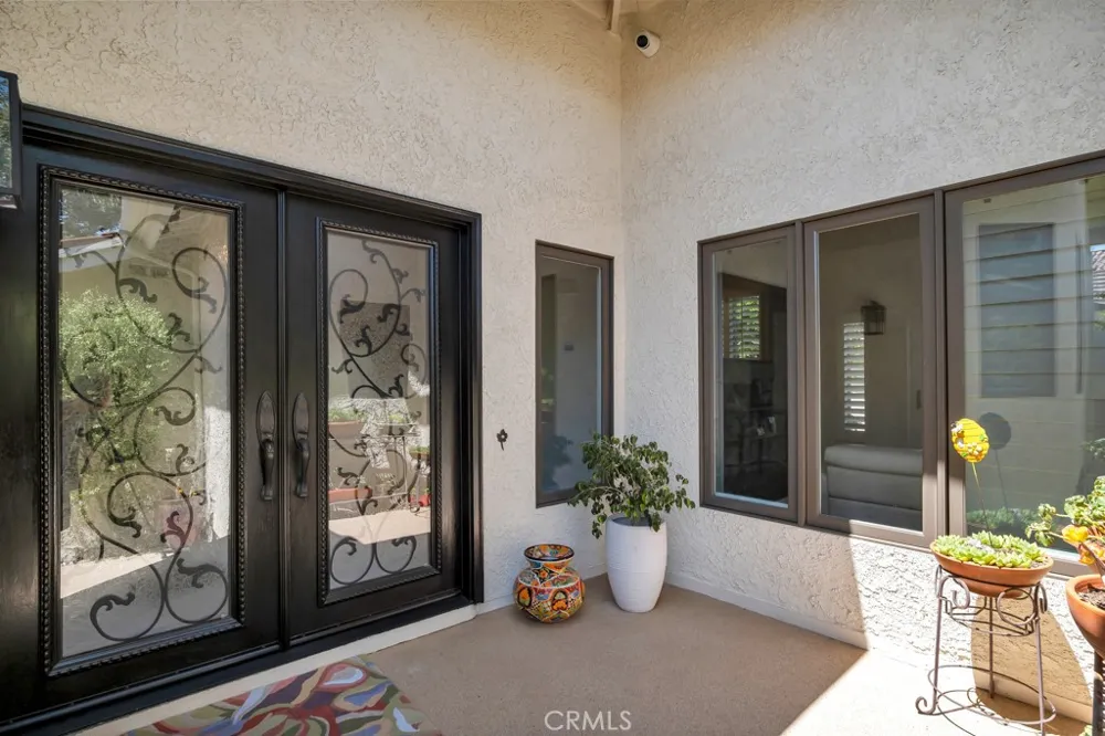4570 Rayburn Westlake Village, CA 91362