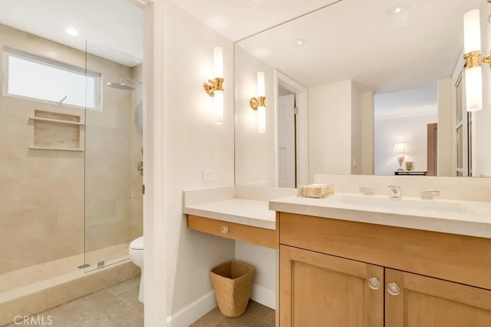 4570 Rayburn Westlake Village, CA 91362