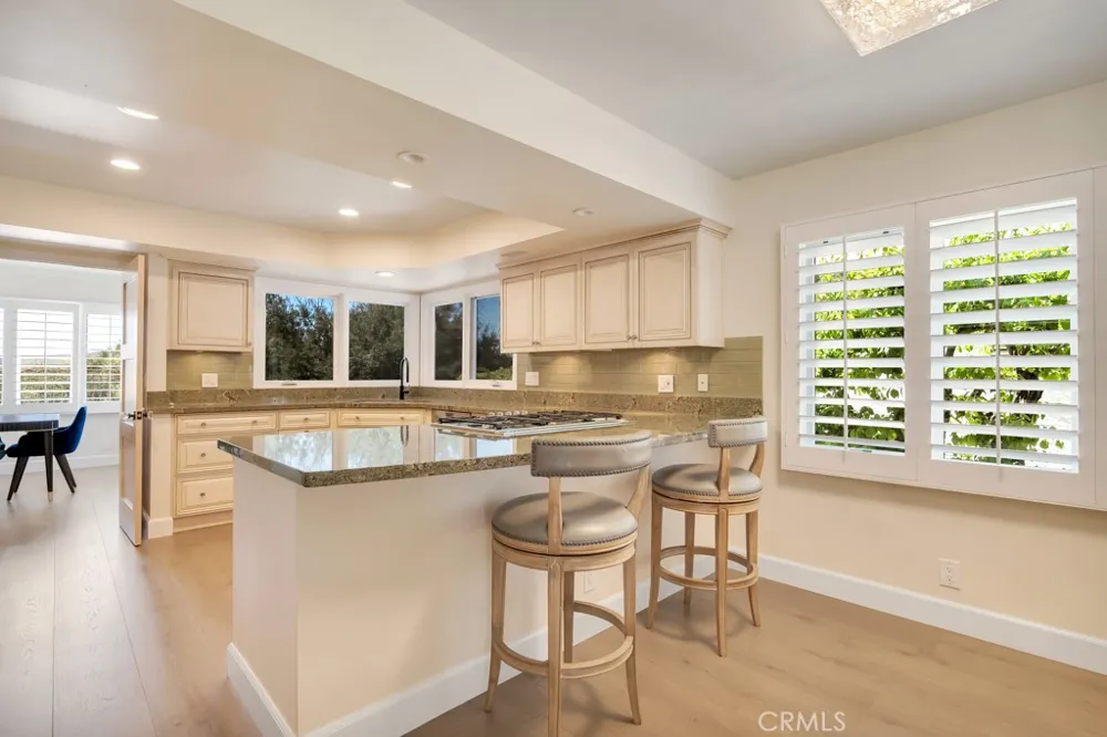 4570 Rayburn Westlake Village, CA 91362