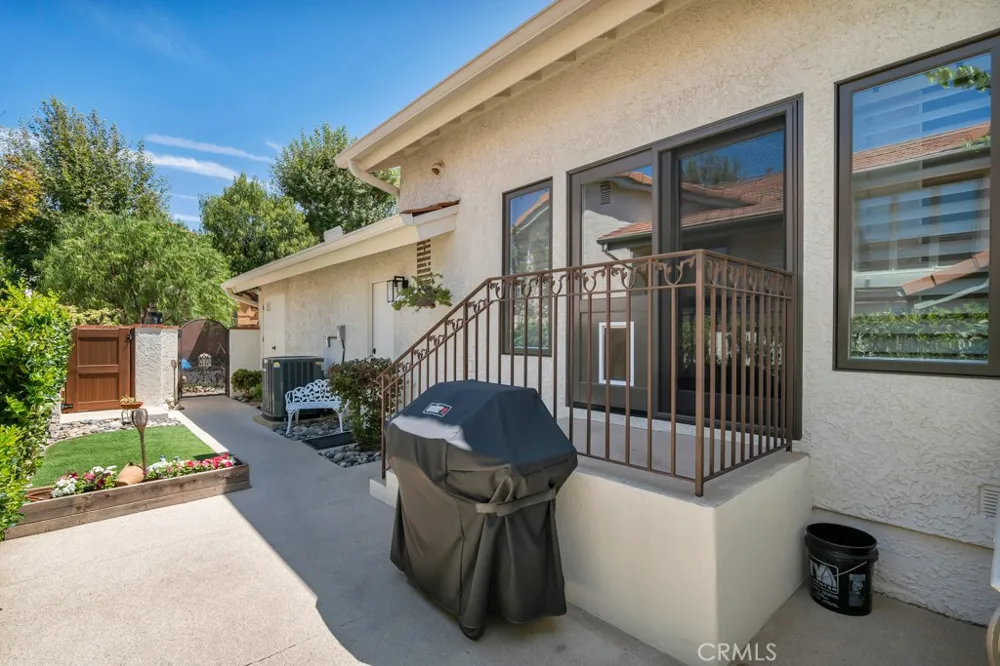 4570 Rayburn Westlake Village, CA 91362