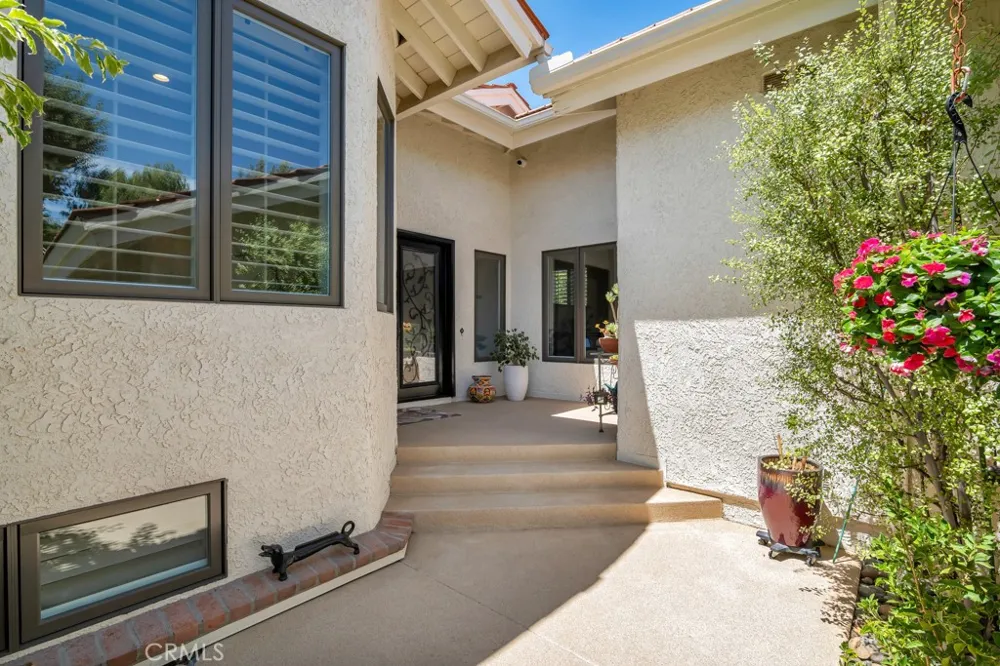 4570 Rayburn Westlake Village, CA 91362