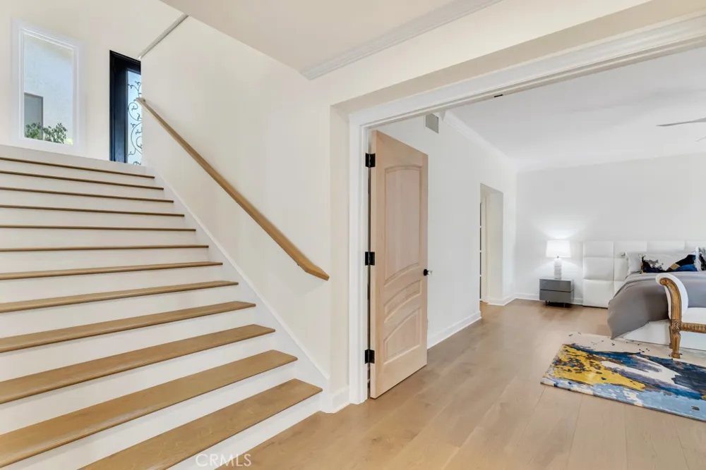 4570 Rayburn Westlake Village, CA 91362