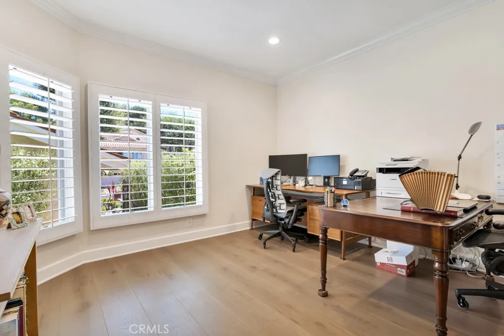 4570 Rayburn Westlake Village, CA 91362
