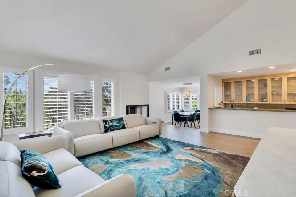 4570 Rayburn Westlake Village, CA 91362