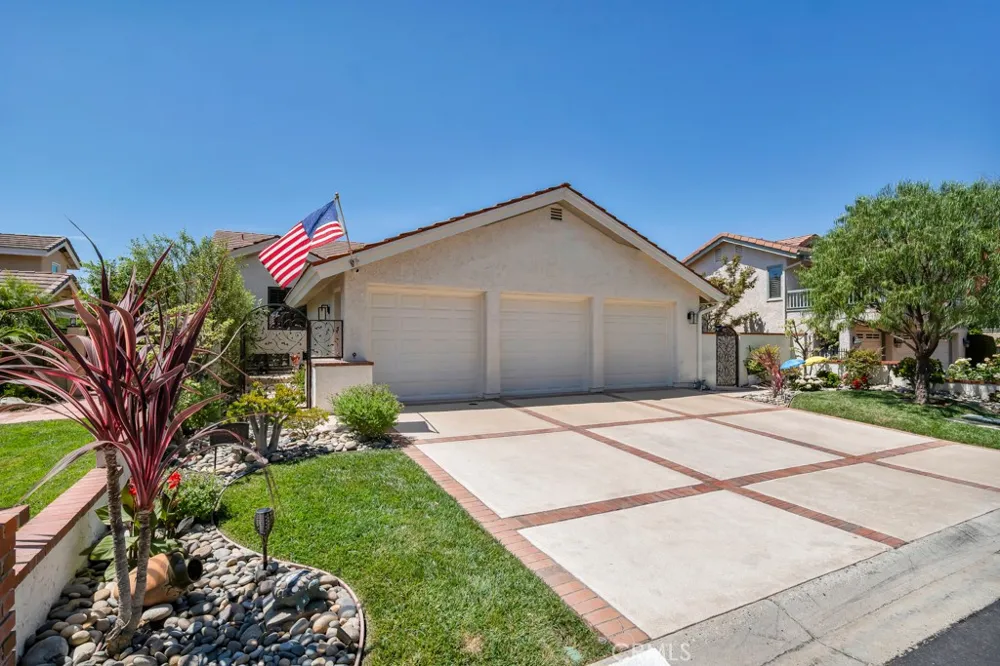 4570 Rayburn Westlake Village, CA 91362