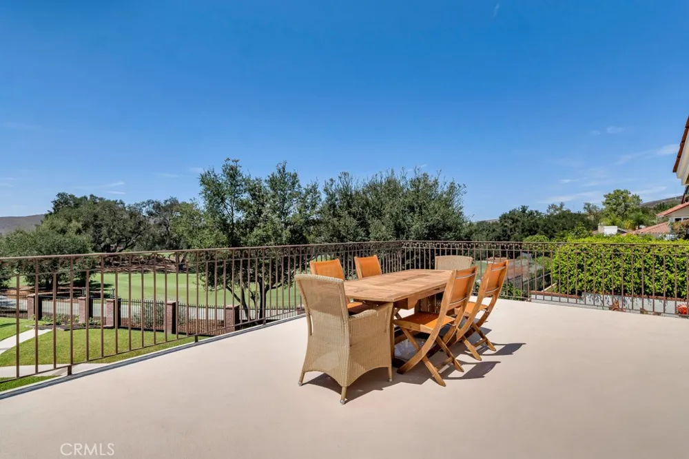4570 Rayburn Westlake Village, CA 91362