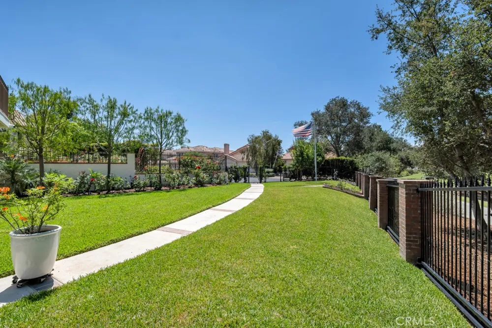 4570 Rayburn Westlake Village, CA 91362