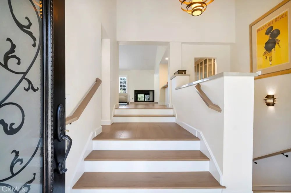 4570 Rayburn Westlake Village, CA 91362