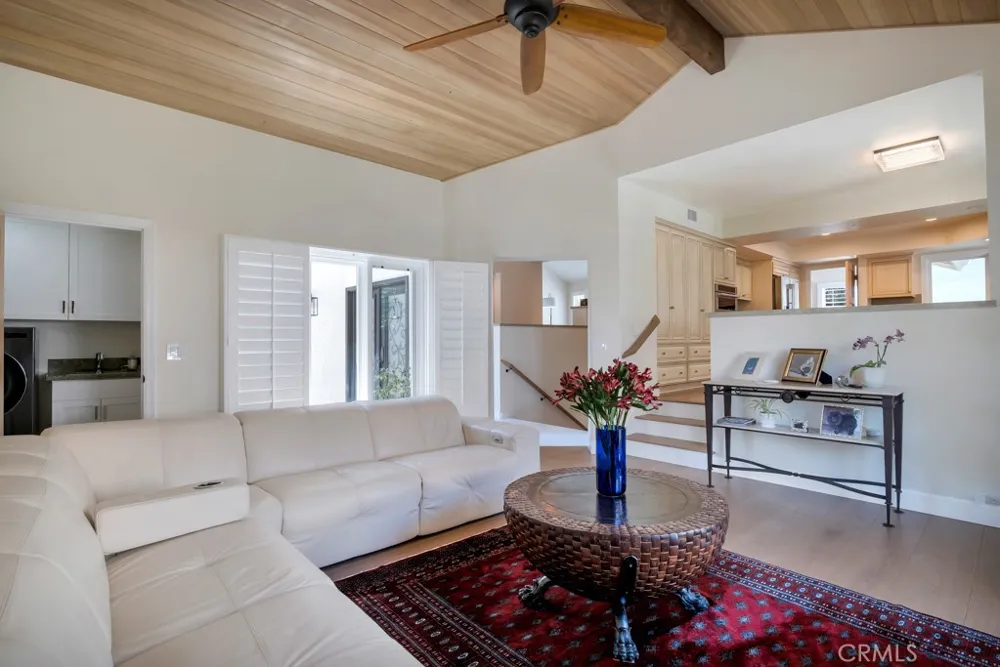 4570 Rayburn Westlake Village, CA 91362