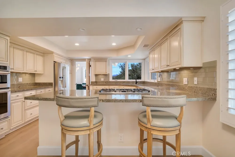 4570 Rayburn Westlake Village, CA 91362