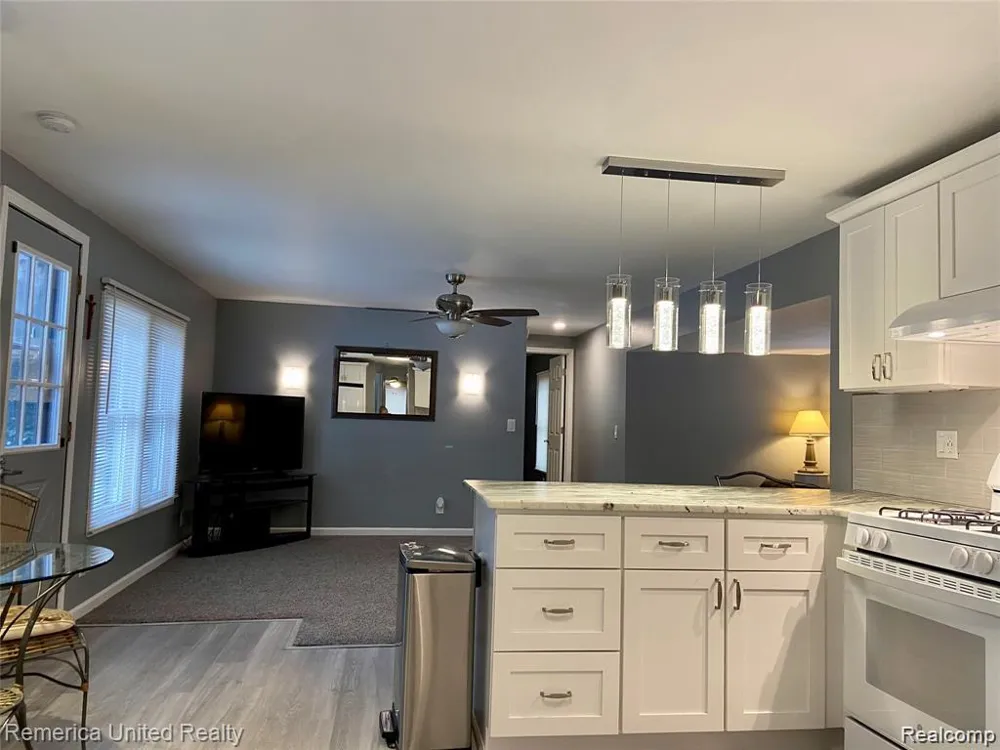 679 MENOMINEE DRIVE Genoa Township, MI 48843