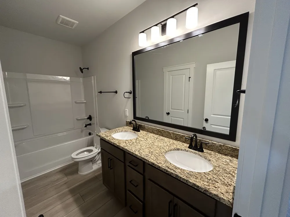 108 Florence Cove #13 Burns, TN 37029
