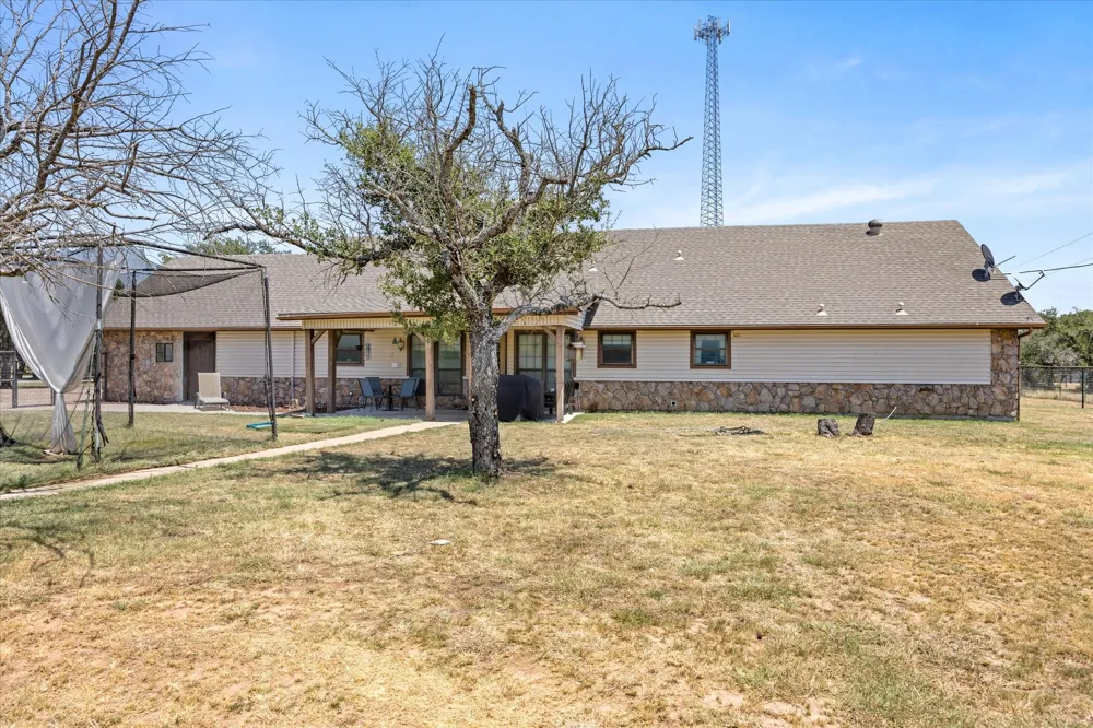6032 Fm 1886 Azle, TX 76020