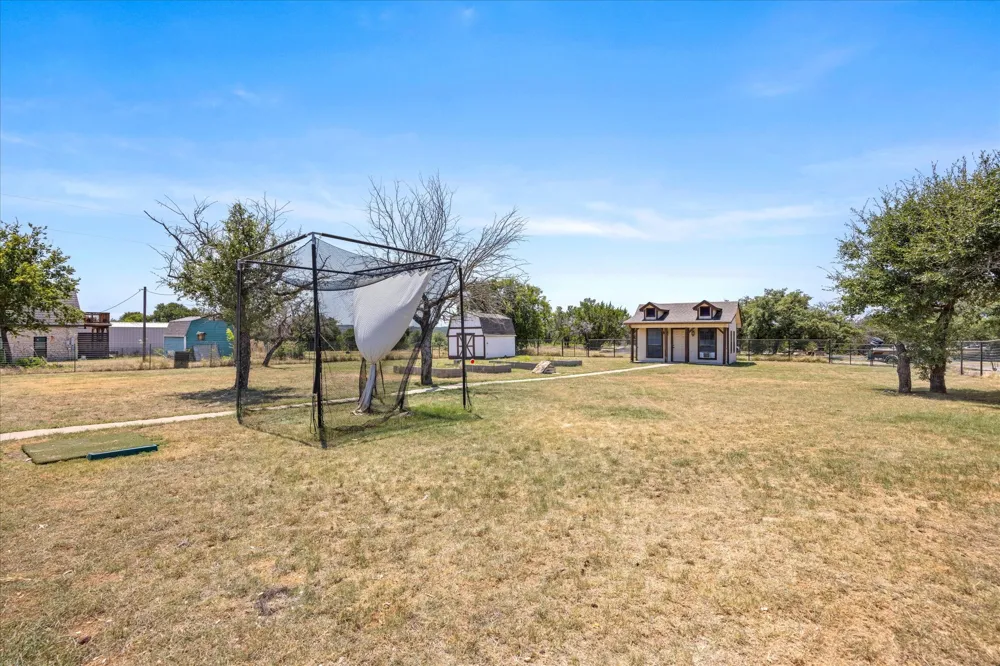 6032 Fm 1886 Azle, TX 76020